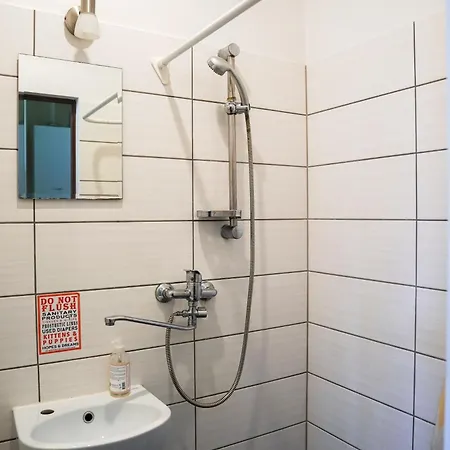 Cozy In The Center Of *